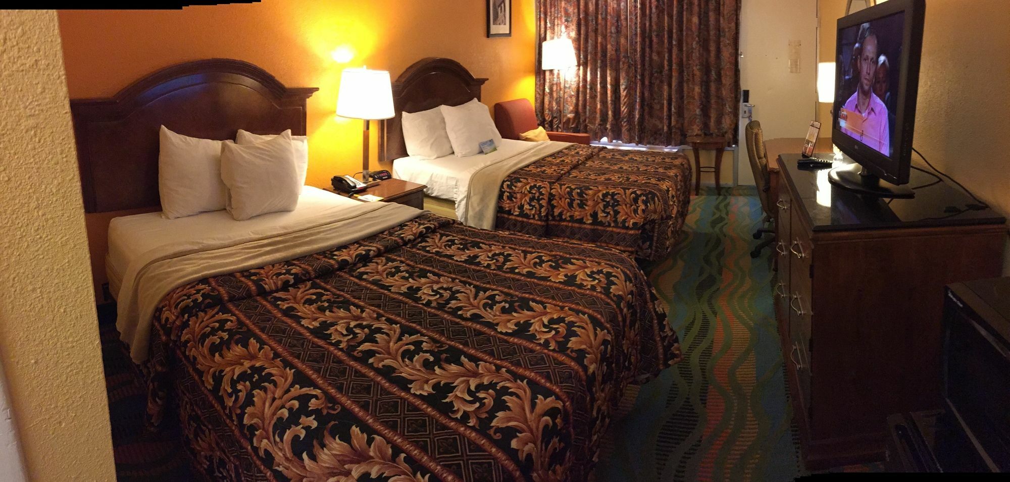 Days Inn By Wyndham Norfolk Military Circle Екстериор снимка